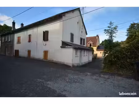 maison divisé en 3