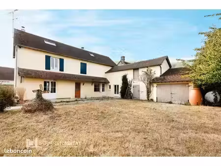 maison 6 pièces 165 m²