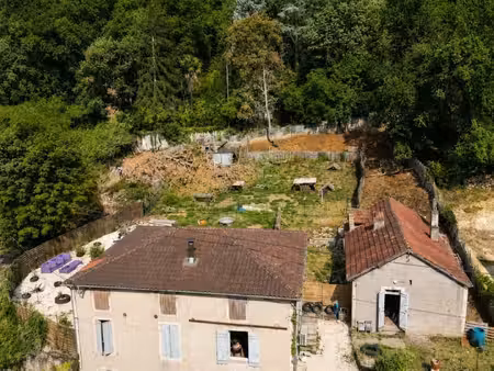 maison 6 pièces – 158 m² – terrain 1 780 m² – seconde maison de 80 m² à rénover
