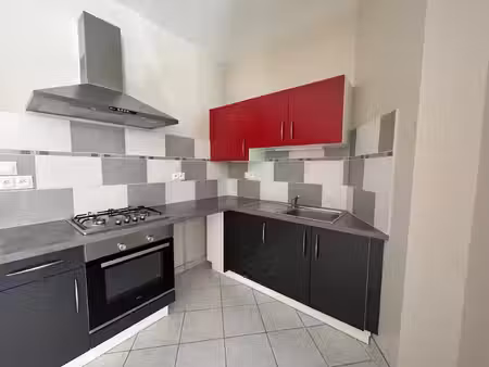 location appartement 4 pièces 82 m² à tarare (69170)