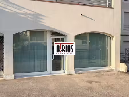 vente bureaux hyeres 83400 60m²