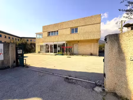 location bureaux 280 m²