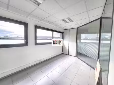 location bureaux ollioules 83190 60m²