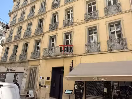 location bureaux 106 m²