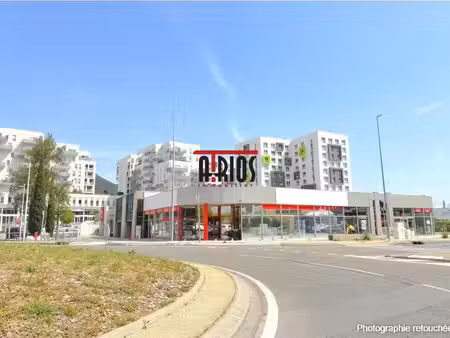 location commerce la valette du var 83160 1720m²