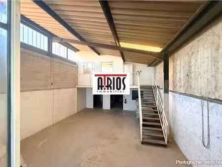 location entrepôt le pradet 83220 210m²