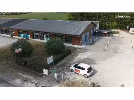 local commercial 104 m² + terrasse/jardin 150 m² – à lectoure (32700) 110 000
