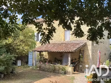 maison de campagne à aujols (46090)