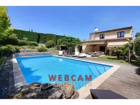 location maison 6 pièces 172 m² à mougins (06250)