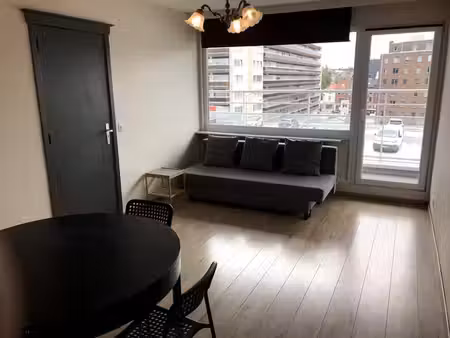 appartement 1 chambre près de la porte de namur