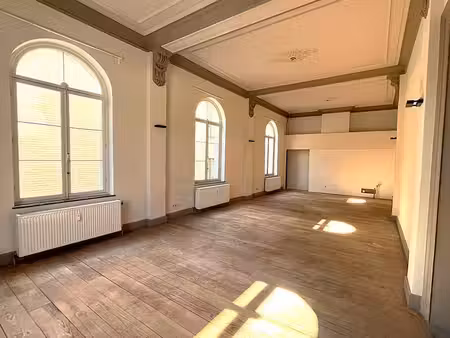 rue des palais outre-ponts 460a à 1020– bureau de 59 m²