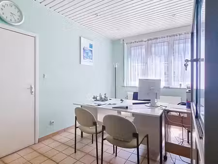 bureaux et entrepôt