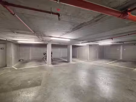parking / garage