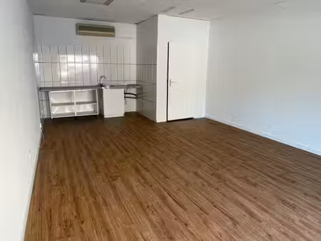 local commercial 35m2 - béziers