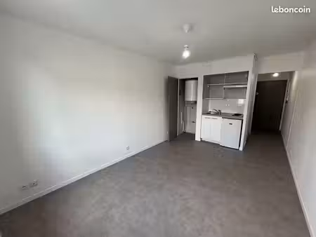 studio 1 pièce 22 m²