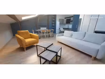 loue meublé 2 pièces 52m2 plein centre ville sécurisé