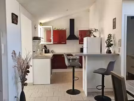t2 64m2 à louer (secteur charmilles)