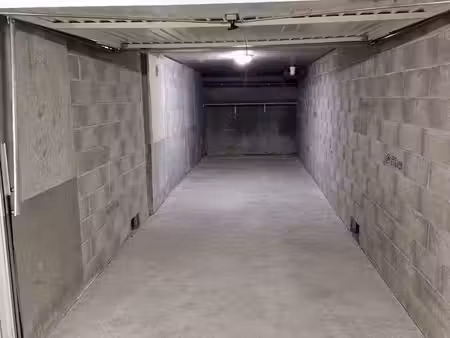 location garage double rue ronde chambéry