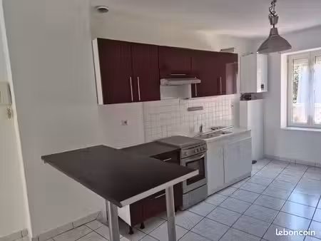 appartement 3 pièces 65 m²