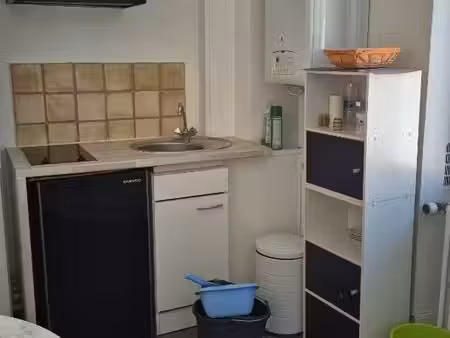 studio 1 pièce 22 m²
