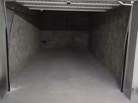 garage à louer