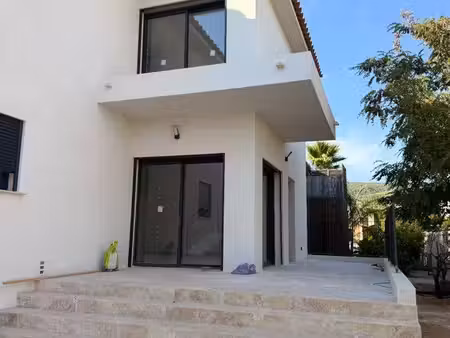 villa neuve t4