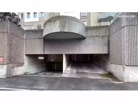 garage double plein centre ville (jaude)