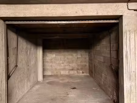 garage sécurisé à 2 pas de la gare de metz