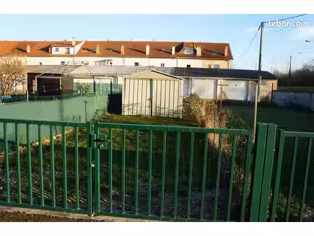 maison accolée t5 agréable  lumineuse et calme