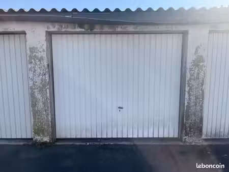 garage/box 15 m² chateauroux