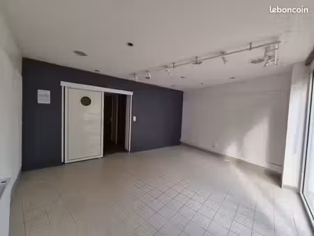 local commercial