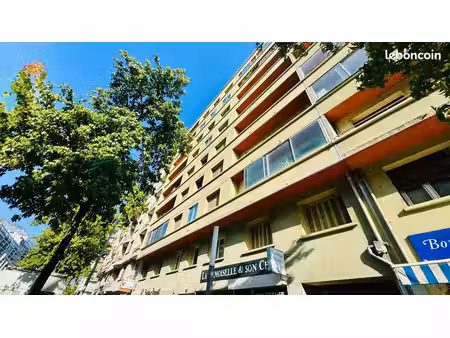studio 1 pièce 23 m²