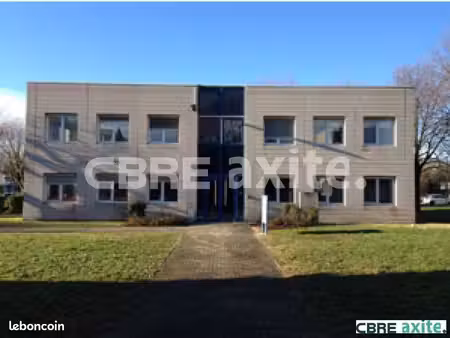 bureaux 250 m² moirans