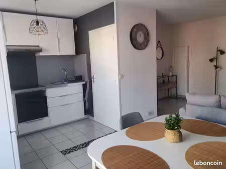 t2 meublé · 47 m² · saint-pierre du mont. quartier manot