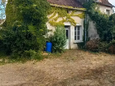 vends corps de ferme à restaurer