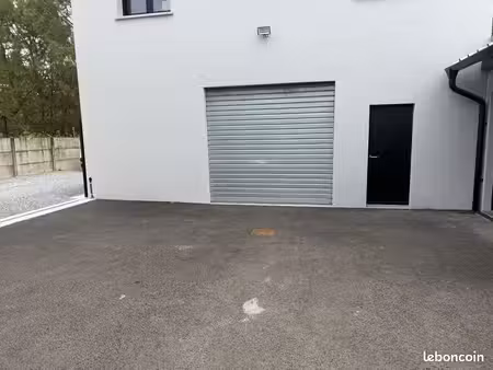 local à louer 55m2