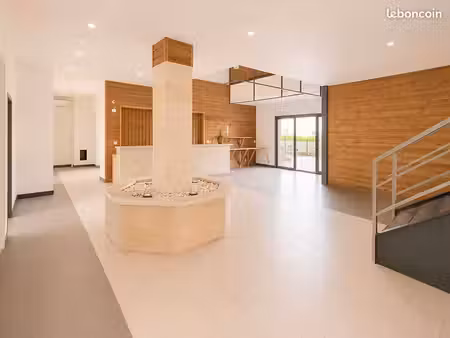 local 14 m² cavignac
