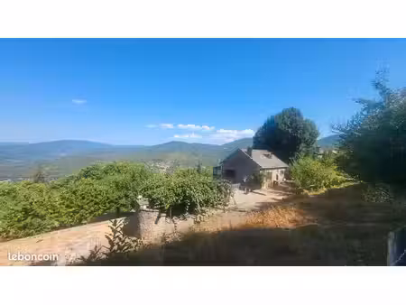 maison 100m² avec vue panoramique + 15000 m² de terrain