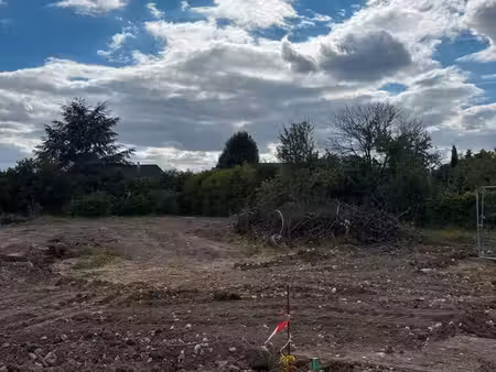 terrain constructible viabilisé de 1029 m2 – saint-jean-le-blanc