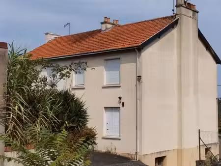 153000 maison avec jardin et dependances chemillé en anjou 49120