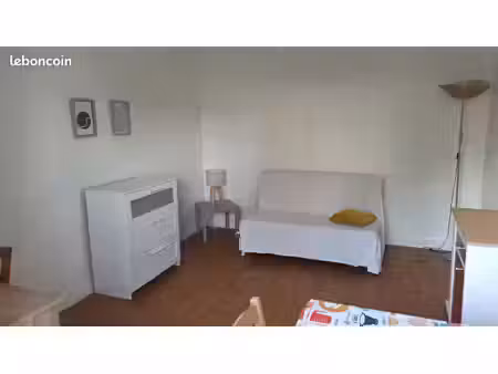 semi meublé