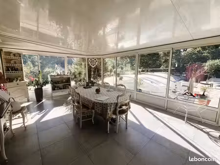 maison 7 pièces 220 m²