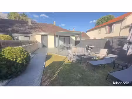 superbe maison de 180m2 avec terrasses et jardin
