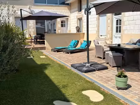 maison de caractère en pierre entièrement rénovée - la veuve
