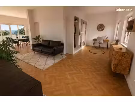 rare : plateau de 110 m² avec 2 parkings  terrasse et vue panoramique – proche chu