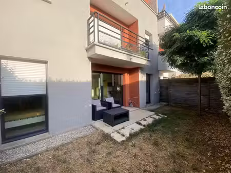 loue t2 meublé rezé