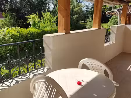 appartement à sainte-mère-eglise + jardin privé