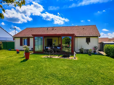 maison - 90 65 m² - 5 pièces