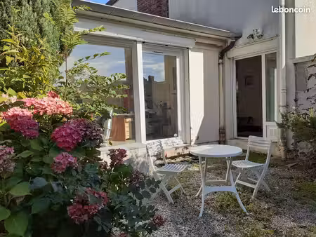 maison 110 m² f5 polyvalente habitation ou professionnel avec patio clos sur jardin et gar