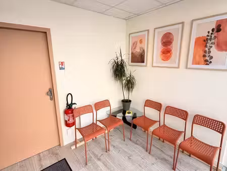 cabinet médical partagé 18m2 clés en main clim pmr